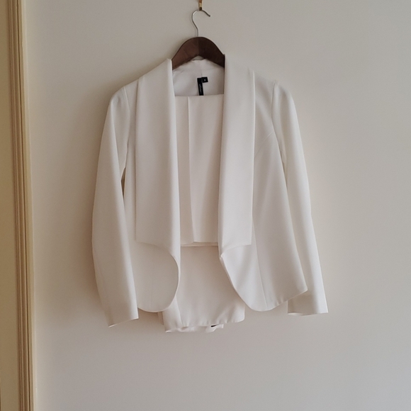 Womens pant suit